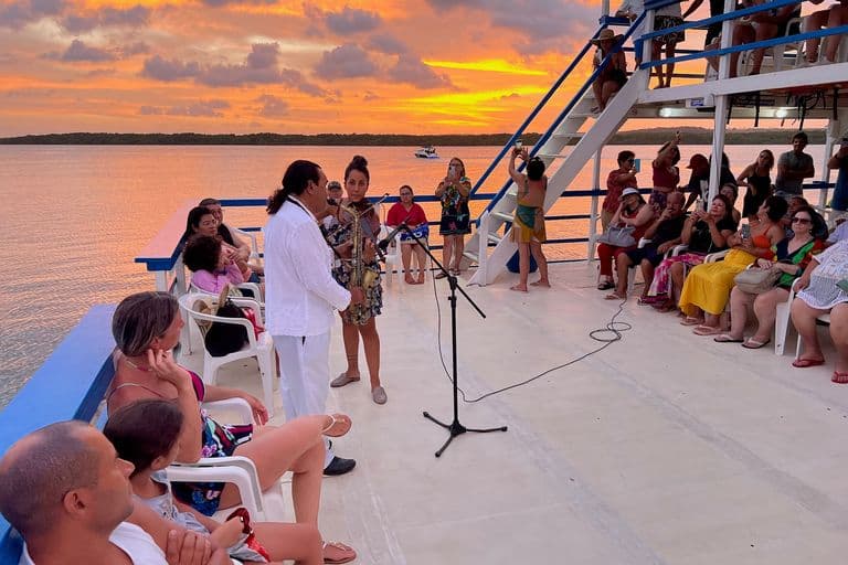 Passaporte para o Catamarã do Pôr do Sol